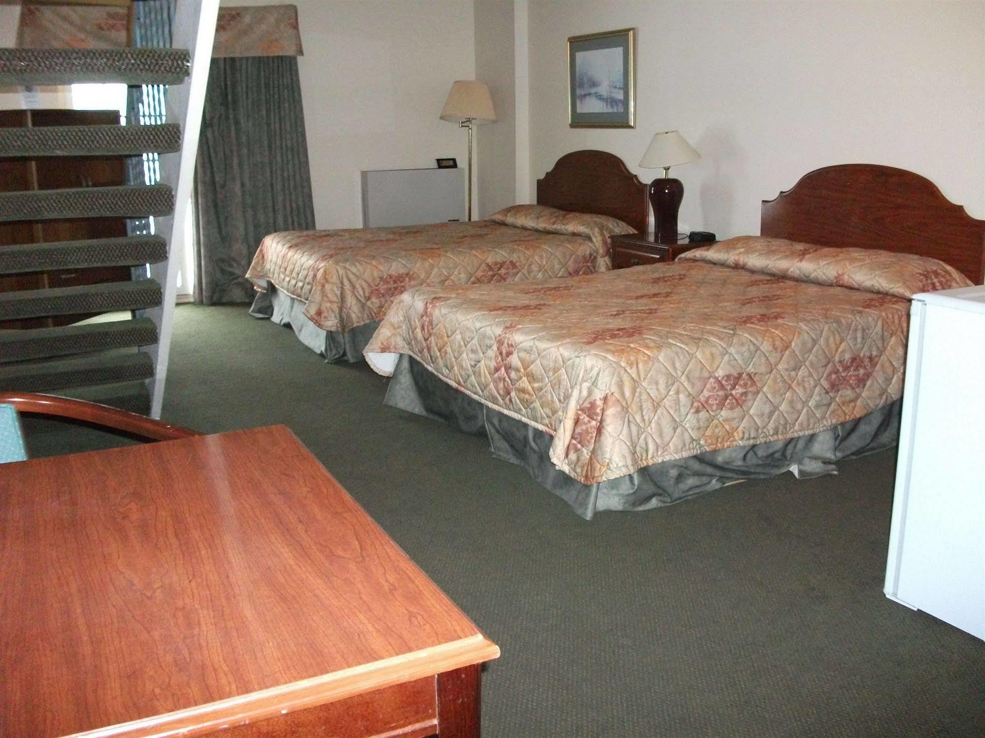 Travelodge By Wyndham Wasaga Beach Kamer foto