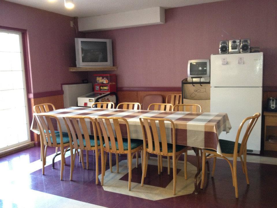 Travelodge By Wyndham Wasaga Beach Buitenkant foto