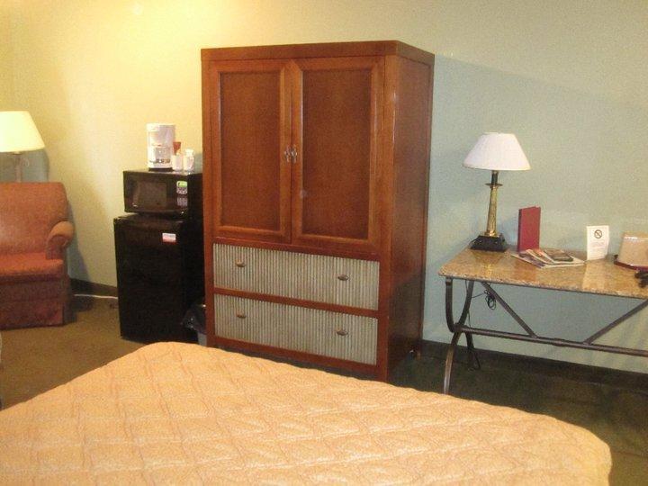 Travelodge By Wyndham Wasaga Beach Buitenkant foto